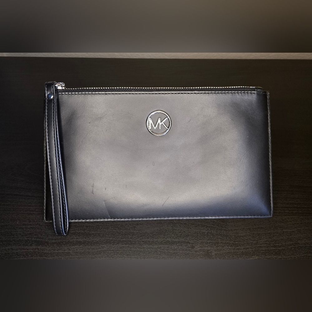 Michael Kors Black Leather Wristlet Clutch